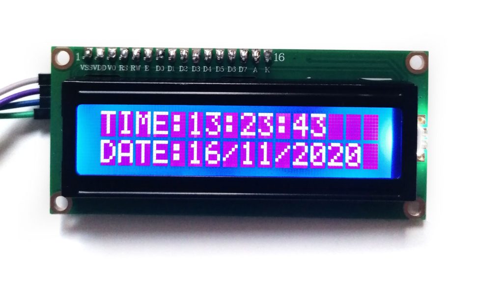 LCD mit Datum und Uhrzeit