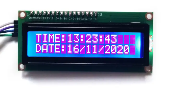 LCD mit Datum und Uhrzeit