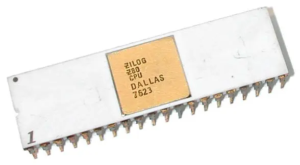 Z80-CPU der ersten Stunde im weißen Keramik-Gehäuse; 